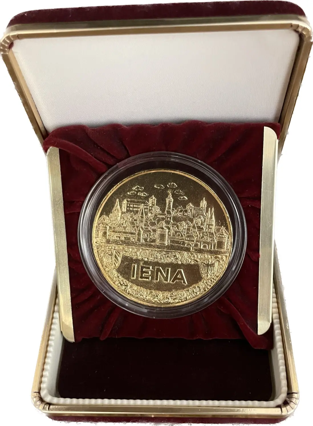 HYC Silieet Electric-level Hot-Pressing Cushion Pad •	Awarded Gold and Silver Medals at the International Invention Fair in Nuremberg, Germany
